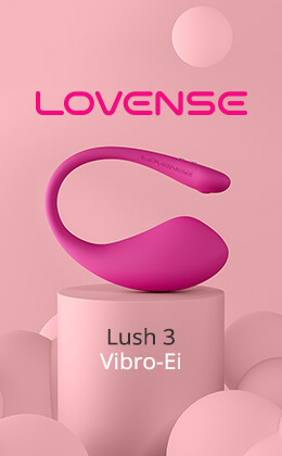 Werbemittel mit rosafarbenem Hintergrund. Oben steht das Lovense-Logo in Pink, darunter der Slogan 'Closing the Distance' in grauer Schrift. Außerdem ist das Produkt 'Lush 3 Vibro-Ei' in Pink abgebildet, es liegt auf einem rosafarbenen Podest. Am unteren Rand befindet sich ein rot hinterlegter Call-to-Action Button mit der weißen Aufschrift 'Verbessere dein Sexleben »'